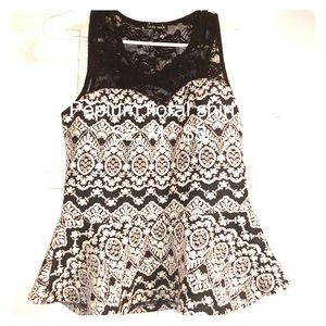 Peplum white and black shirt with lace top